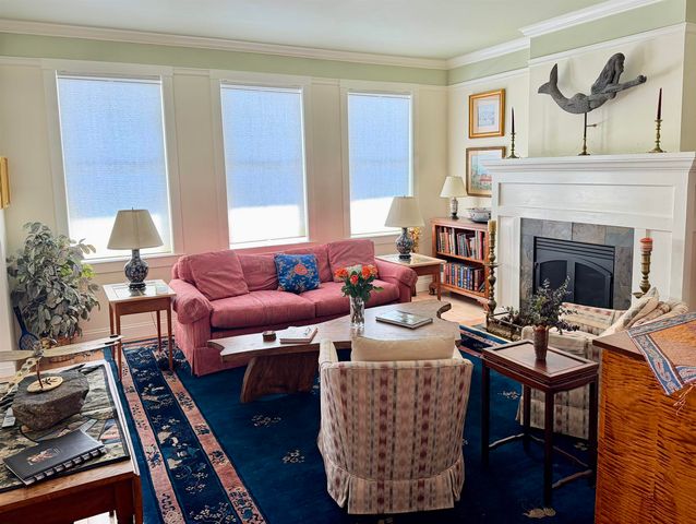 8 West Fisher Lane, South Burlington, VT 05403