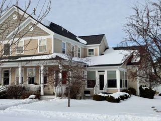 8 West Fisher Lane, South Burlington, VT 05403