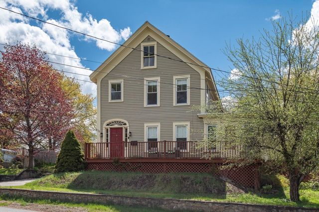 18 Spruce Street, Somersworth, NH 03878
