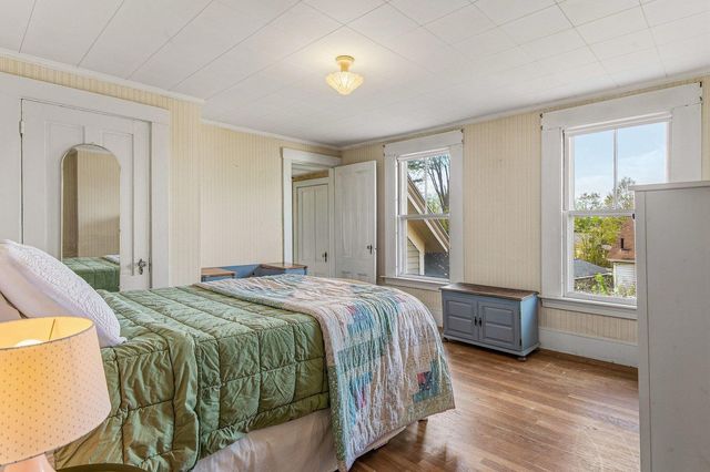 18 Spruce Street, Somersworth, NH 03878