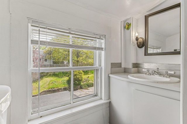18 Spruce Street, Somersworth, NH 03878