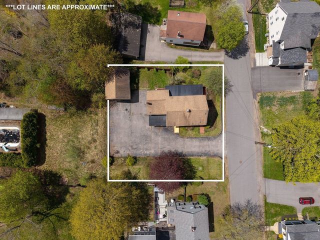 18 Spruce Street, Somersworth, NH 03878