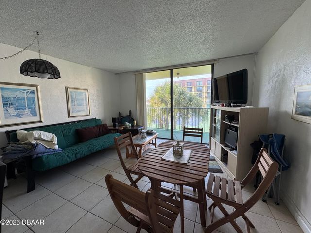 1441 N Atlantic Ave Unit 216, Daytona Beach, FL 32118