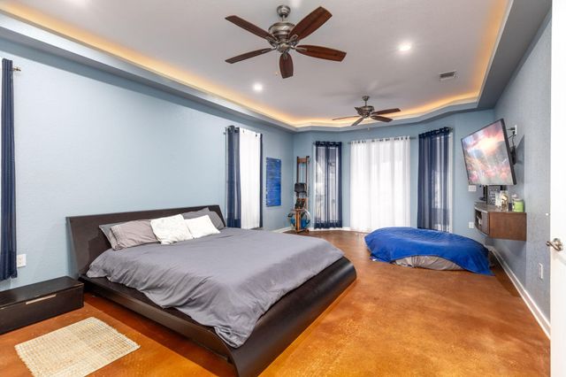 1202 Sierra Vista CV, Lockhart, TX 78644