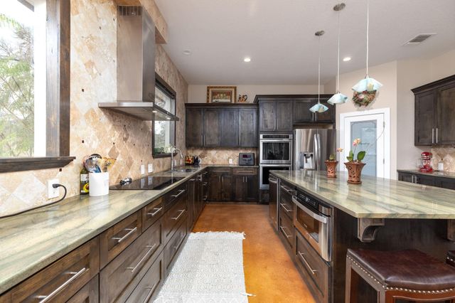 1202 Sierra Vista CV, Lockhart, TX 78644