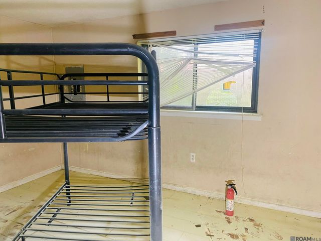 6411 Landis Dr, Baton Rouge, LA 70812