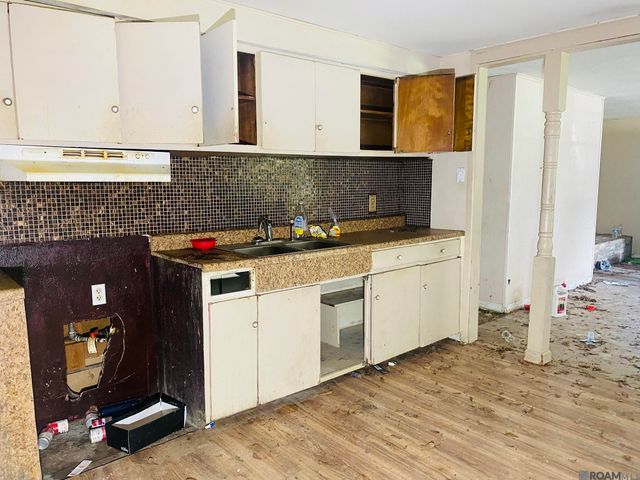 6411 Landis Dr, Baton Rouge, LA 70812