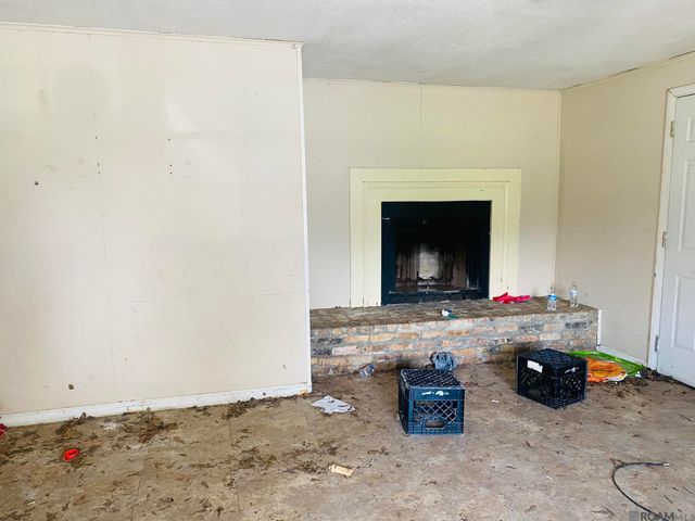 6411 Landis Dr, Baton Rouge, LA 70812