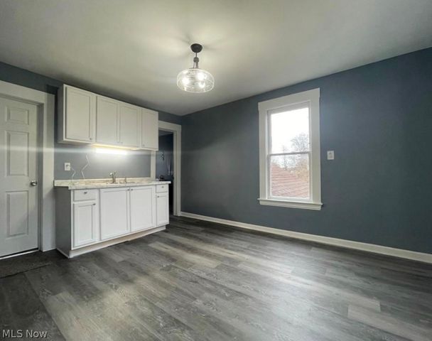 1089 E 66th Street, Cleveland, OH 44103