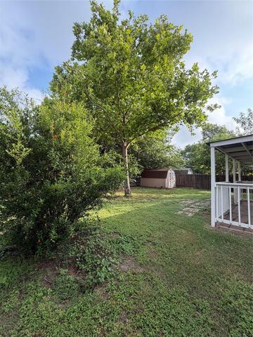305 Stone PARK, New Braunfels, TX 78130