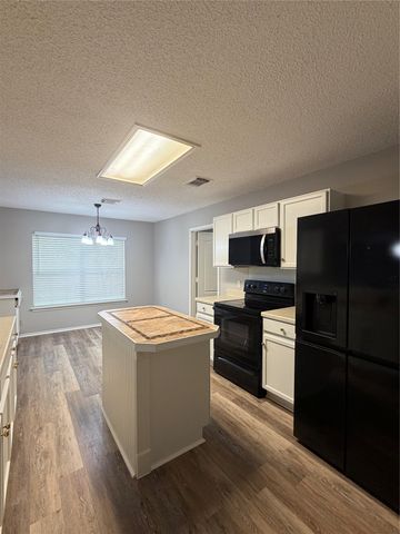 305 Stone PARK, New Braunfels, TX 78130