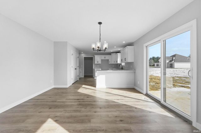 1575 Farm View Court, Huntertown, IN 46748