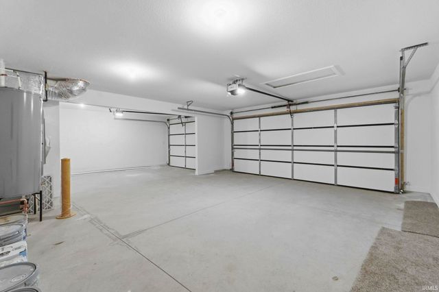 1575 Farm View Court, Huntertown, IN 46748