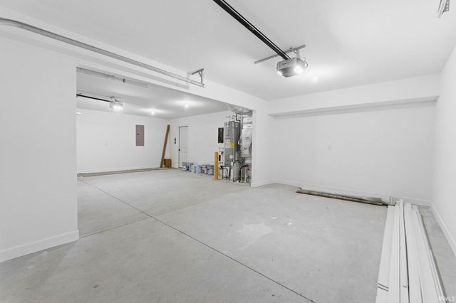 1575 Farm View Court, Huntertown, IN 46748