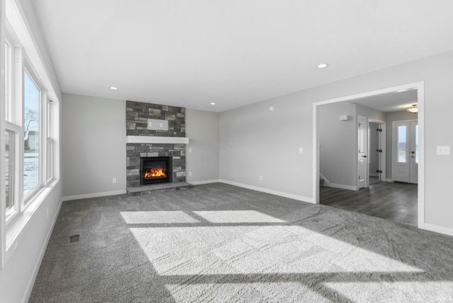 1575 Farm View Court, Huntertown, IN 46748