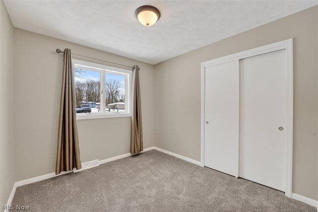 4586 Everhart Drive, Green, OH 44720