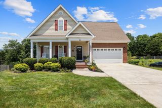 10496 Sovereign Pointe Drive, Soddy Daisy, TN 37379