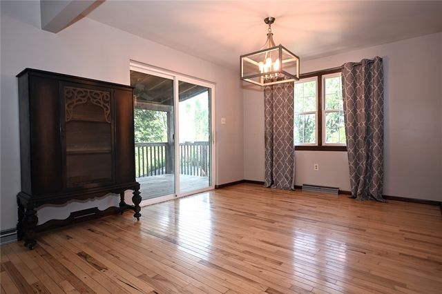 716 Sampson St, Monongahela, PA 15063