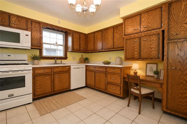 716 Sampson St, Monongahela, PA 15063
