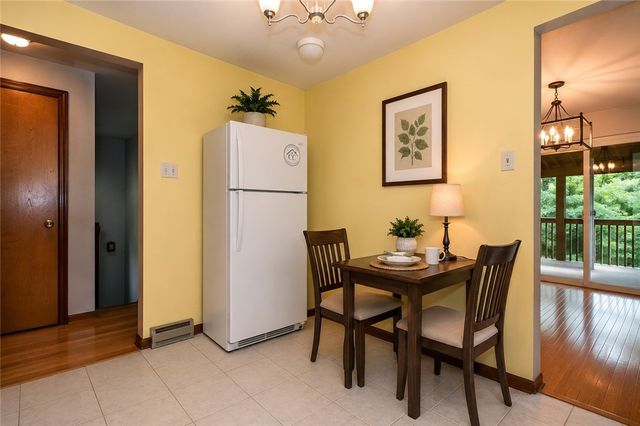 716 Sampson St, Monongahela, PA 15063