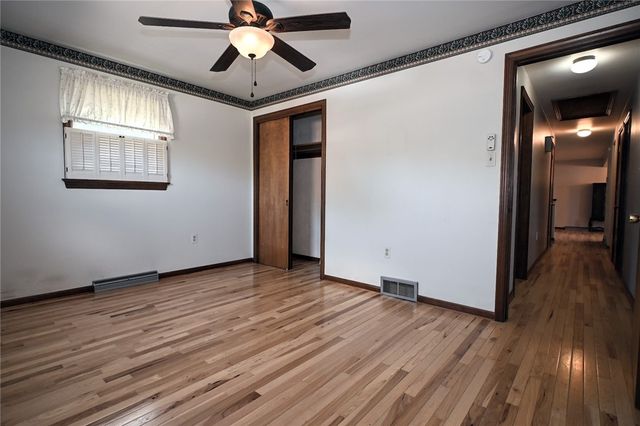 716 Sampson St, Monongahela, PA 15063