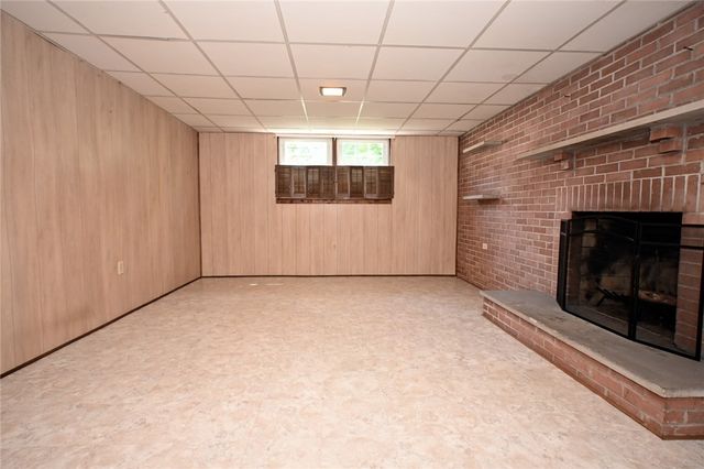 716 Sampson St, Monongahela, PA 15063