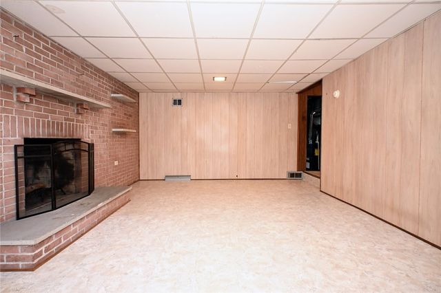 716 Sampson St, Monongahela, PA 15063