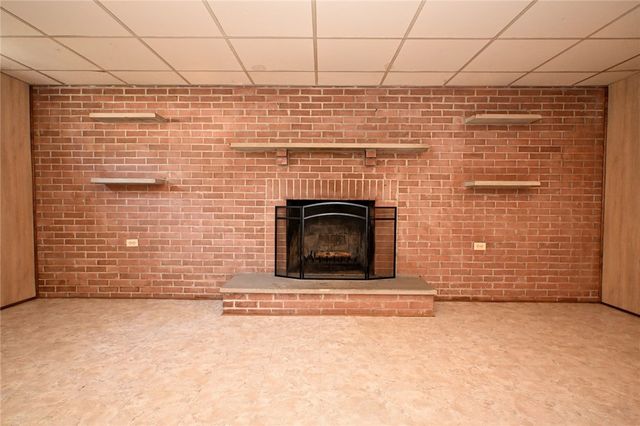716 Sampson St, Monongahela, PA 15063