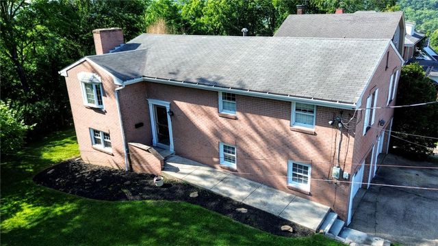 716 Sampson St, Monongahela, PA 15063