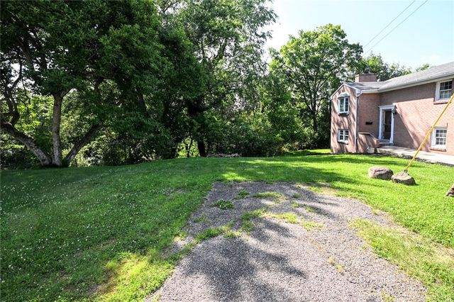 716 Sampson St, Monongahela, PA 15063