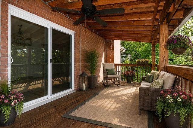 716 Sampson St, Monongahela, PA 15063