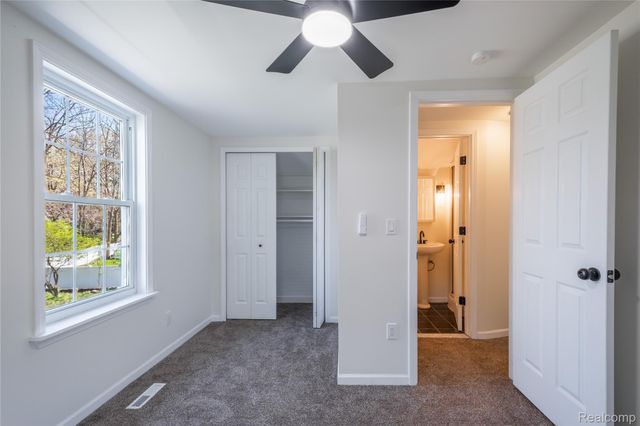 227 Emily Street, Flushing, MI 48433