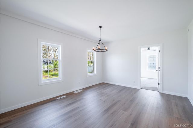 227 Emily Street, Flushing, MI 48433