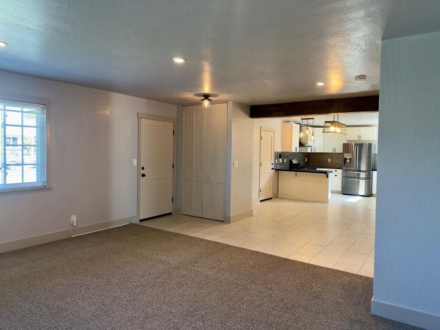 1640 Ukiah Way, Salinas, CA 93906