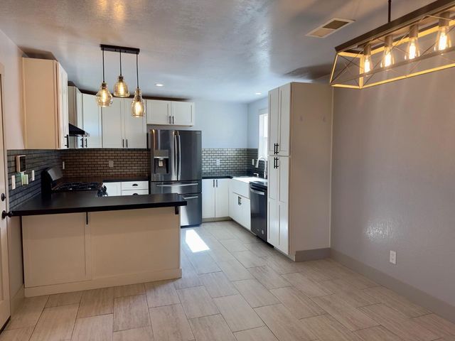 1640 Ukiah Way, Salinas, CA 93906