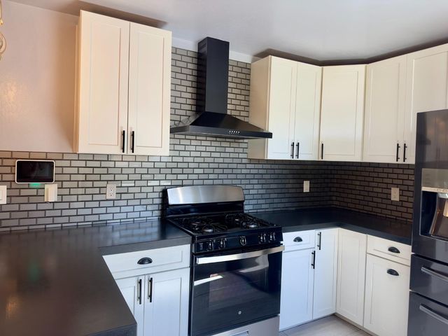 1640 Ukiah Way, Salinas, CA 93906