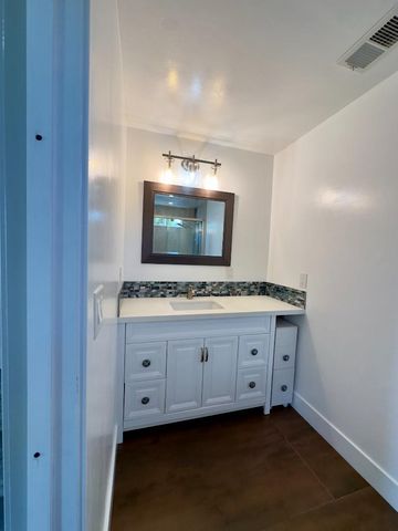 1640 Ukiah Way, Salinas, CA 93906