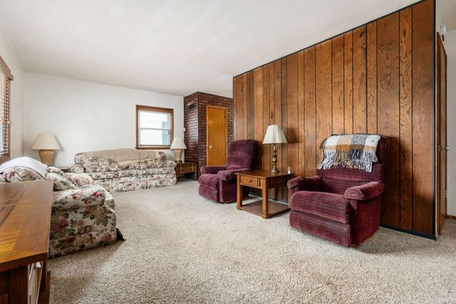 618 Savannah Drive, Columbus, OH 43228