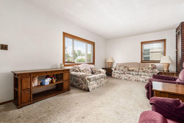 618 Savannah Drive, Columbus, OH 43228