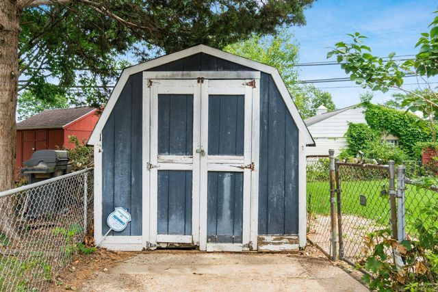 618 Savannah Drive, Columbus, OH 43228