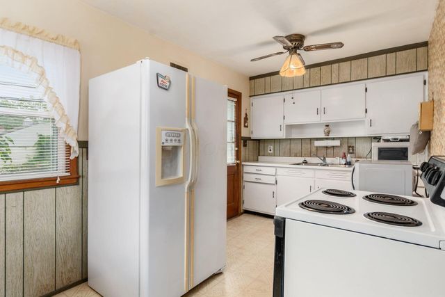 618 Savannah Drive, Columbus, OH 43228