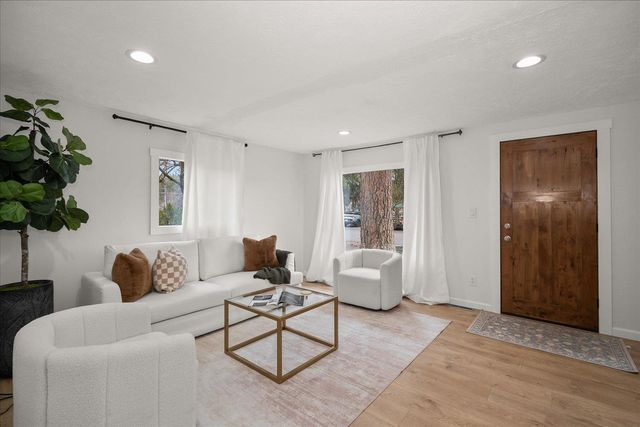 7327 E 6TH Ave, Spokane Valley, WA 99212