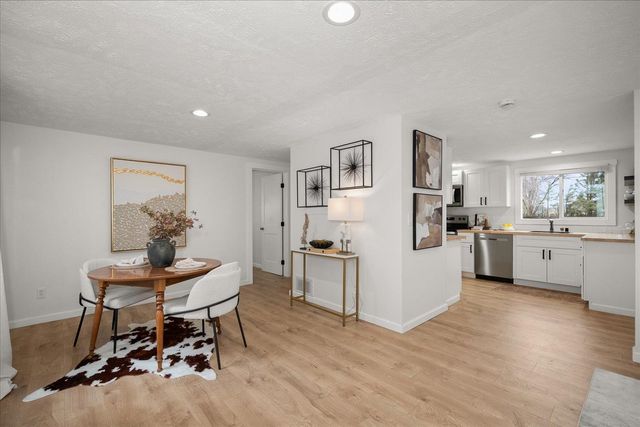 7327 E 6TH Ave, Spokane Valley, WA 99212