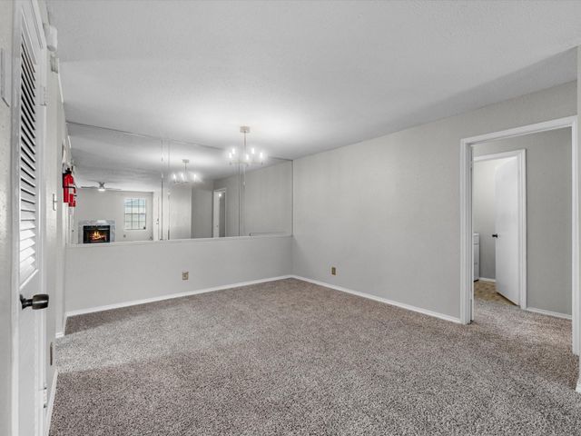 9700 Leawood Boulevard 706, Houston, TX 77099