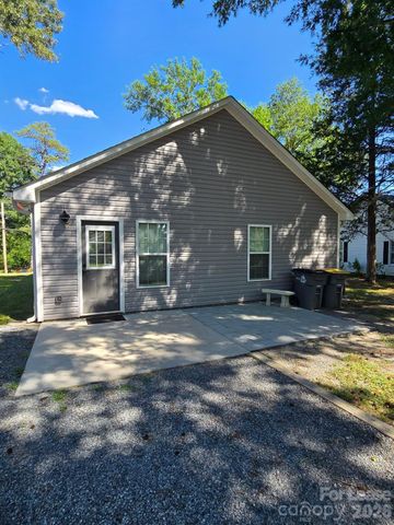 404 S Rose Avenue, Kannapolis, NC 28083