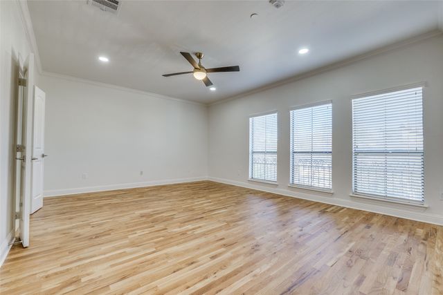 4210 Prescott E, Dallas, TX 75219