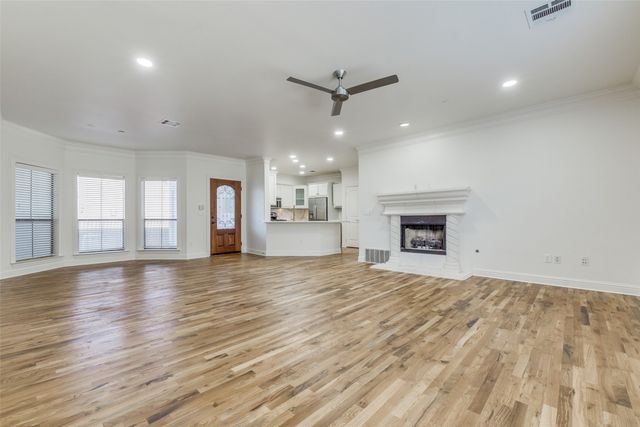 4210 Prescott E, Dallas, TX 75219