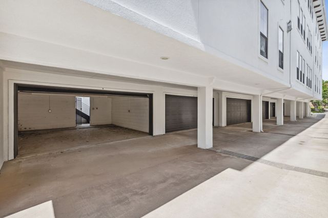 4210 Prescott E, Dallas, TX 75219