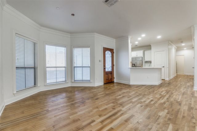 4210 Prescott E, Dallas, TX 75219