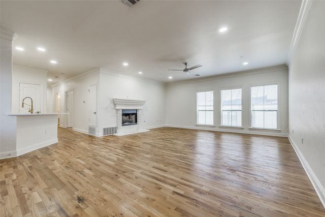 4210 Prescott E, Dallas, TX 75219